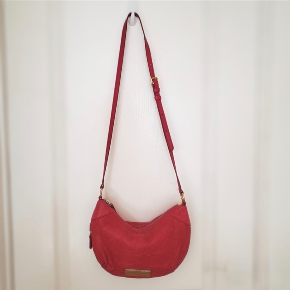 Marc by Marc Jacobs Red Crossbody Handbag - Picture 1 of 9